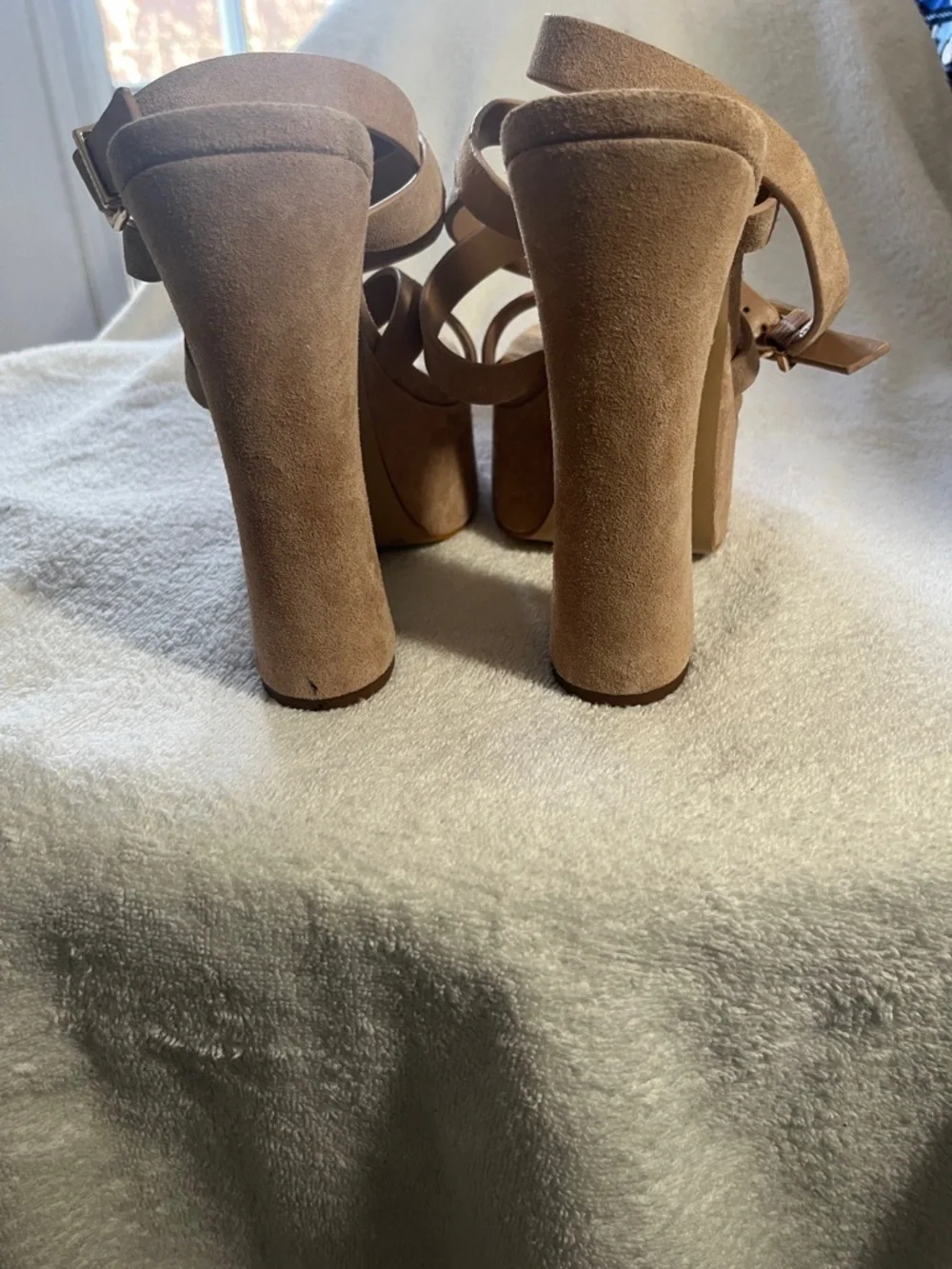 Gianni Bini Beige Suede Strappy Platform Sandal